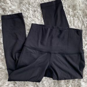 Lululemon wunder under